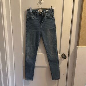 Frame skinny jean